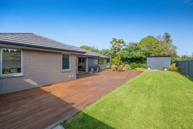 Photo of property in 7 Riverboat Lane, Helensville, 0800