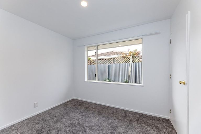 Photo of property in 21a Belfast Road, Belfast, Christchurch, 8051