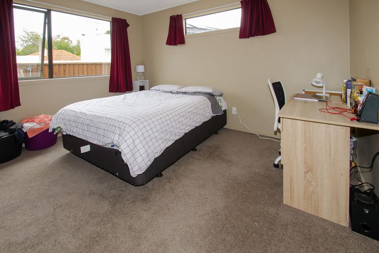 Photo of property in 12 Glen Road, Mornington, Dunedin, 9011