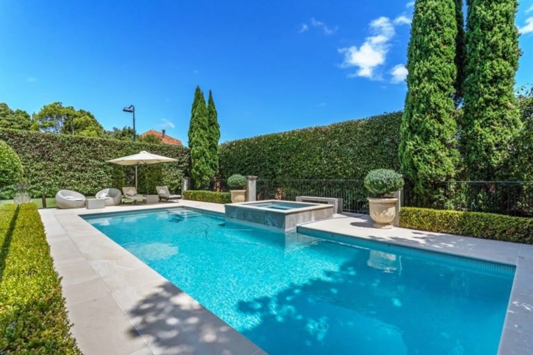 Photo of property in 10 Upland Road, Remuera, Auckland, 1050