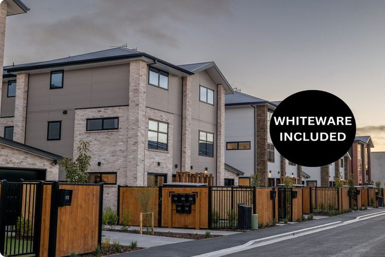 Photo of property in 4/100 Office Road, Merivale, Christchurch, 8014