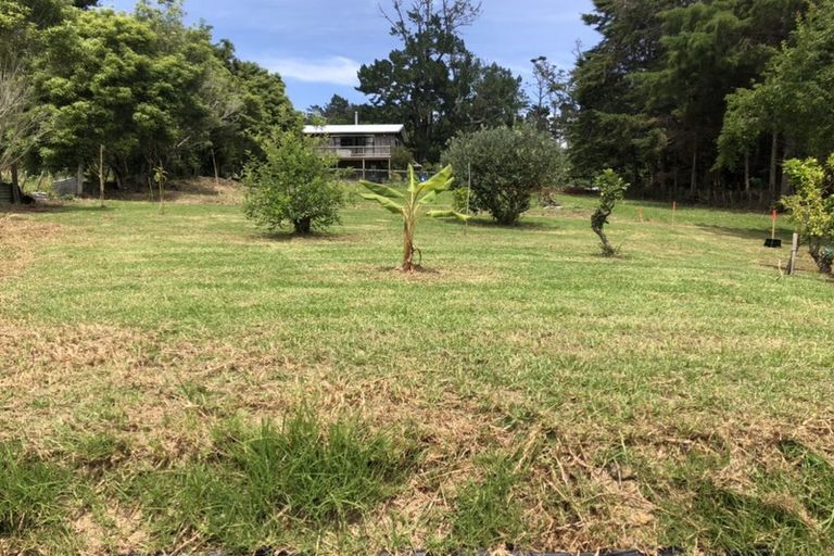 Photo of property in 12 Komiti Road, Tinopai, 0593