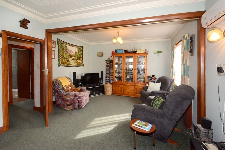 Photo of property in 18 Asquith Street, Caversham, Dunedin, 9012
