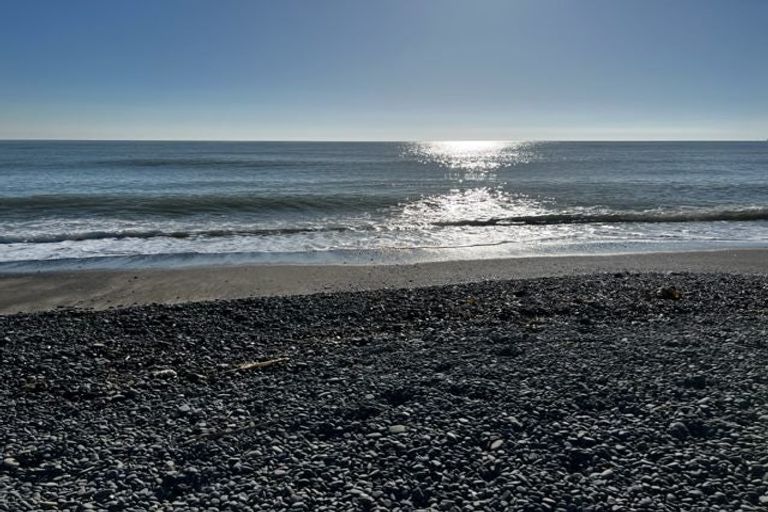 Photo of property in 27 Gaskin Place, Haumoana, 4102