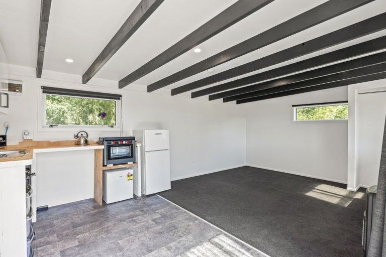 Photo of property in 33 Ratadale Road, Reikorangi, Waikanae, 5391