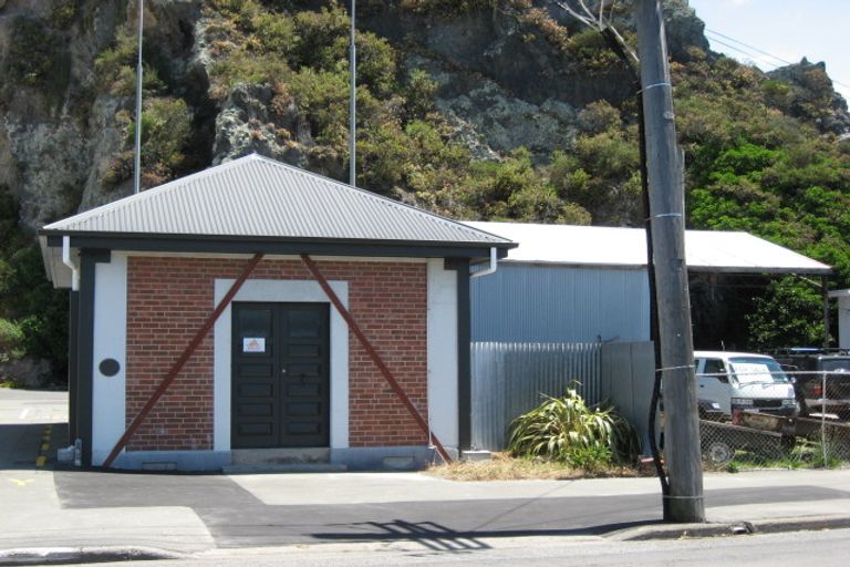 Photo of property in Admiralty Courts, 1/42 Marriner Street, Sumner, Christchurch, 8081