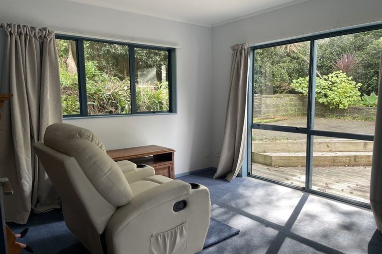 Photo of property in 3a Mckenzie Avenue, Arkles Bay, Whangaparaoa, 0932