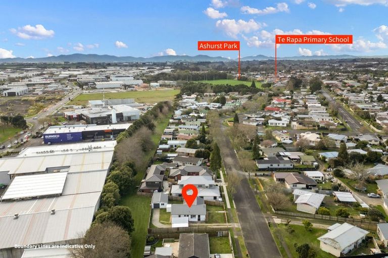Photo of property in 63 Oakfield Crescent, Pukete, Hamilton, 3200