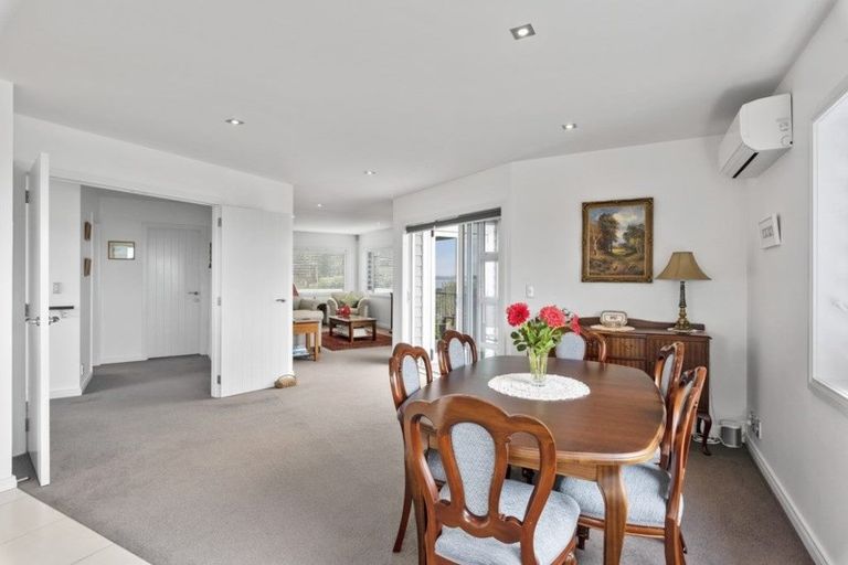 Photo of property in 37a Peter Terrace, Castor Bay, Auckland, 0620