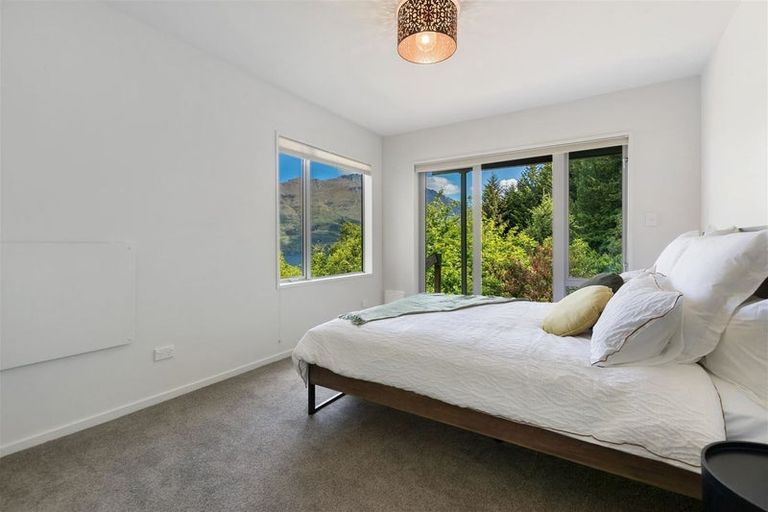 Photo of property in 3/70 Dart Place, Fernhill, Queenstown, 9300