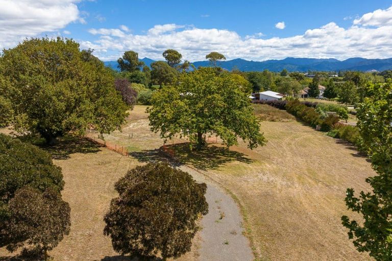 Photo of property in 10 Dry Hills Lane, Riverlands, 7274