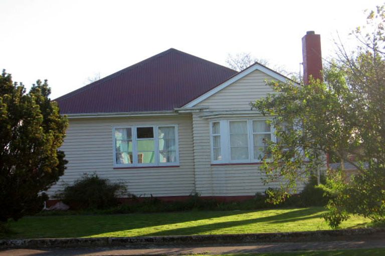 Photo of property in 10 Savage Crescent, West End, Palmerston North, 4412