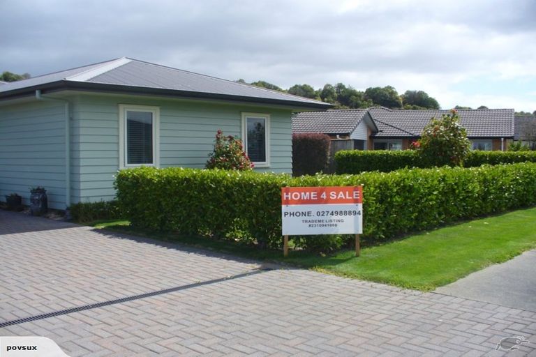 Photo of property in 39 Pukeko Way, Kinloch, Taupo, 3377