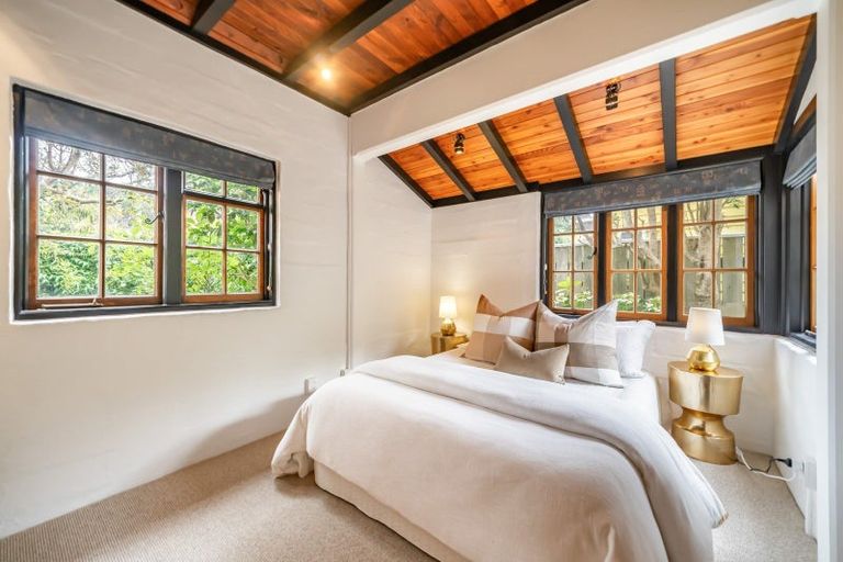 Photo of property in 51 Ludlam Street, Seatoun, Wellington, 6022