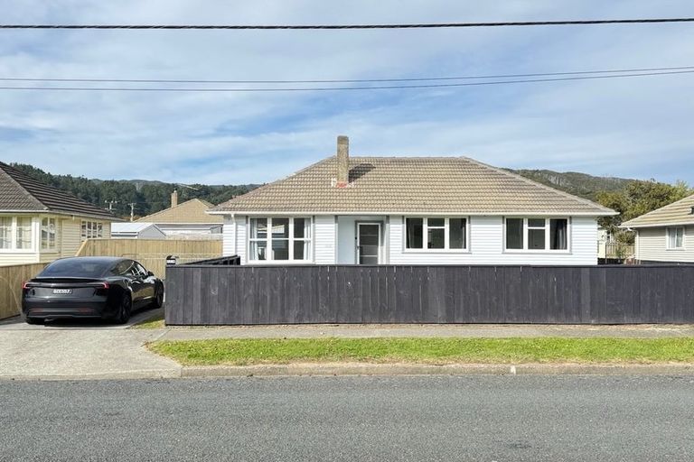 Photo of property in 1218 Taita Drive, Taita, Lower Hutt, 5011