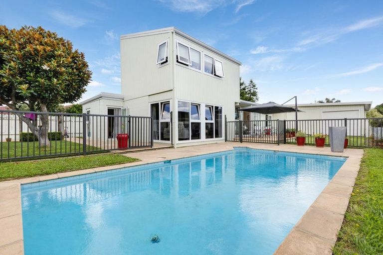 Photo of property in 112 Elliot Street, Pahurehure, Papakura, 2113