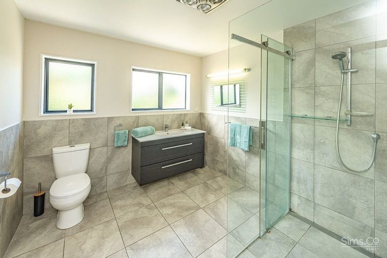 Photo of property in 29 Longbeach Drive, Castlecliff, Whanganui, 4501