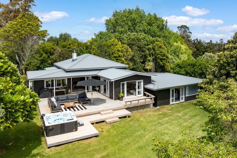 Photo of property in 327 Point Wells Road, Point Wells, Warkworth, 0986