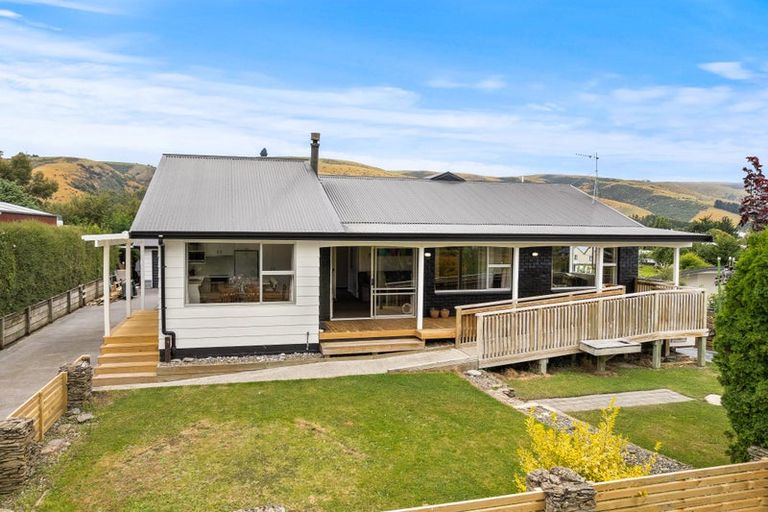 Photo of property in 28 Snowdon Street, Allanton, Mosgiel, 9092