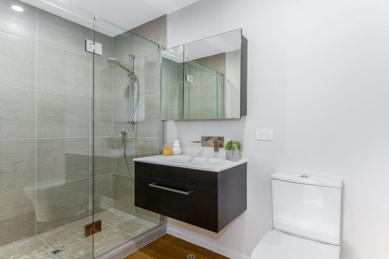 Photo of property in 8 Tradewinds Drive, Whitby, Porirua, 5024