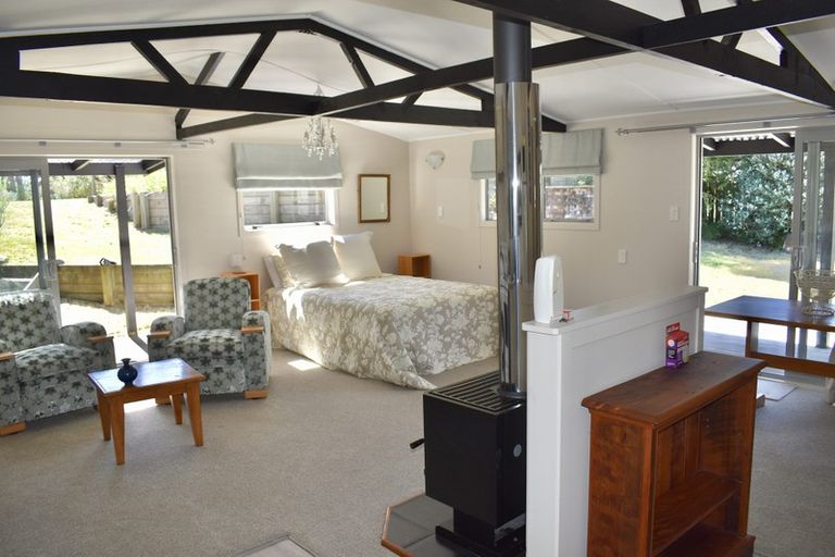 Photo of property in 34 Sarah Street, Waikawa Beach, Manakau, 5573