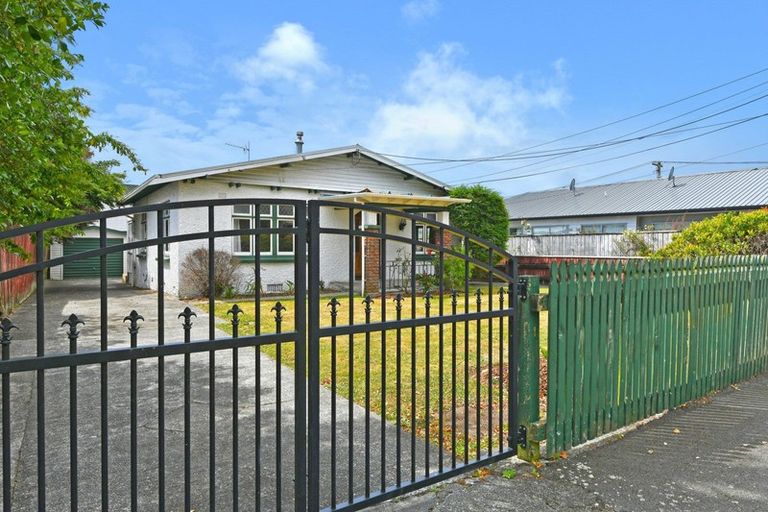 Photo of property in 70 Martin Street, Wallaceville, Upper Hutt, 5018