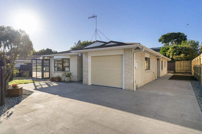 Photo of property in 6a Warrimoo Street, Paraparaumu, 5032