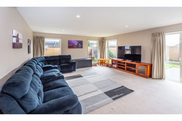 Photo of property in 12 Richmond Avenue, Halswell, Christchurch, 8025