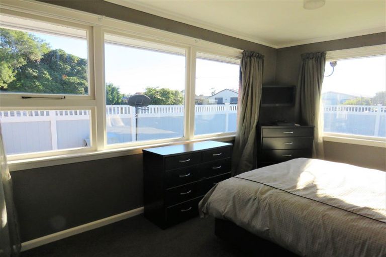 Photo of property in 50 Brougham Street, Westport, 7825