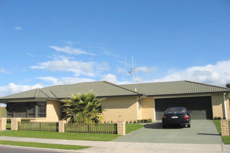 Photo of property in 6 Dune Avenue, Papamoa Beach, Papamoa, 3118