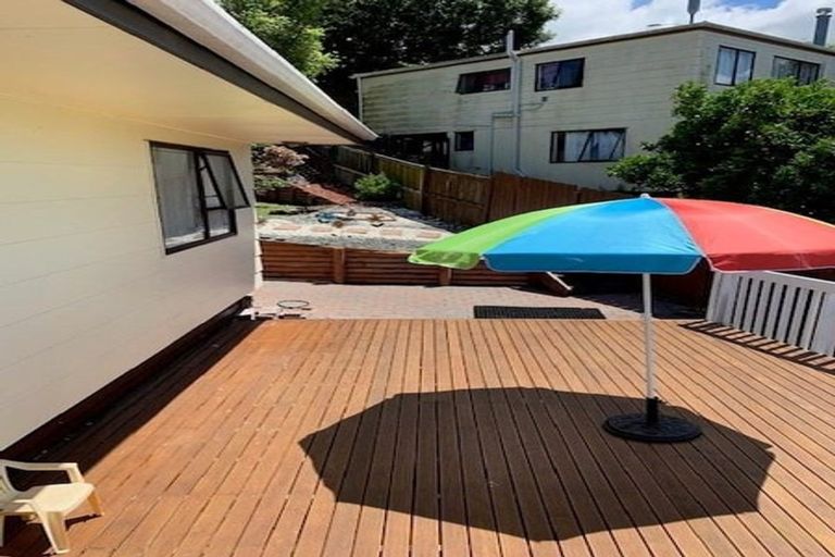 Photo of property in 12 Flamingo Court, Goodwood Heights, Auckland, 2105