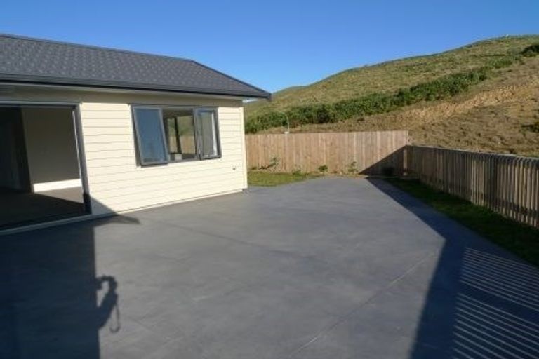 Photo of property in 3 Foxham Terrace, Churton Park, Wellington, 6037