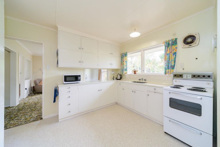 Photo of property in 2 Caccia Birch Lane, Hokowhitu, Palmerston North, 4410
