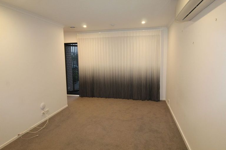 Photo of property in 24a Titoki Street, Te Atatu Peninsula, Auckland, 0610