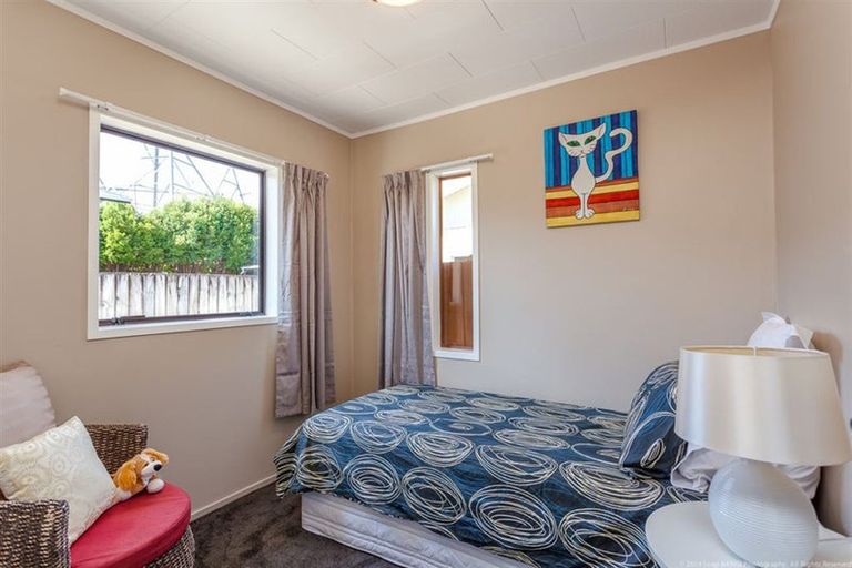 Photo of property in 3 Huruhuru Road, Massey, Auckland, 0614