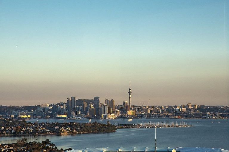 Photo of property in Sentinel Apartments, 2403/3 Northcroft Street, Takapuna, Auckland, 0622