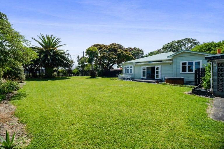 Photo of property in 54 King Street, Opunake, 4616