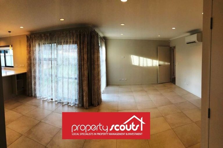 Photo of property in 54 Turnberry Drive, Wattle Downs, Auckland, 2103