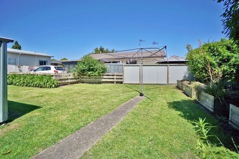 Photo of property in 14a Seddon Street, Te Puke, 3119