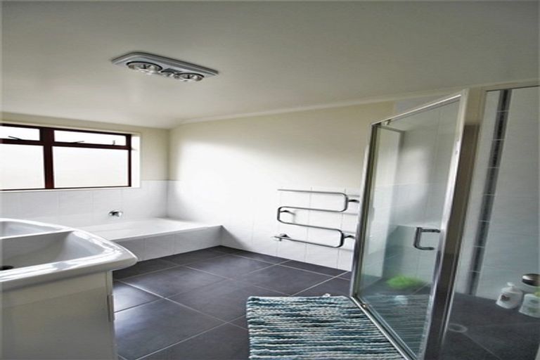 Photo of property in 1 Farleigh Close, Huntington, Hamilton, 3210