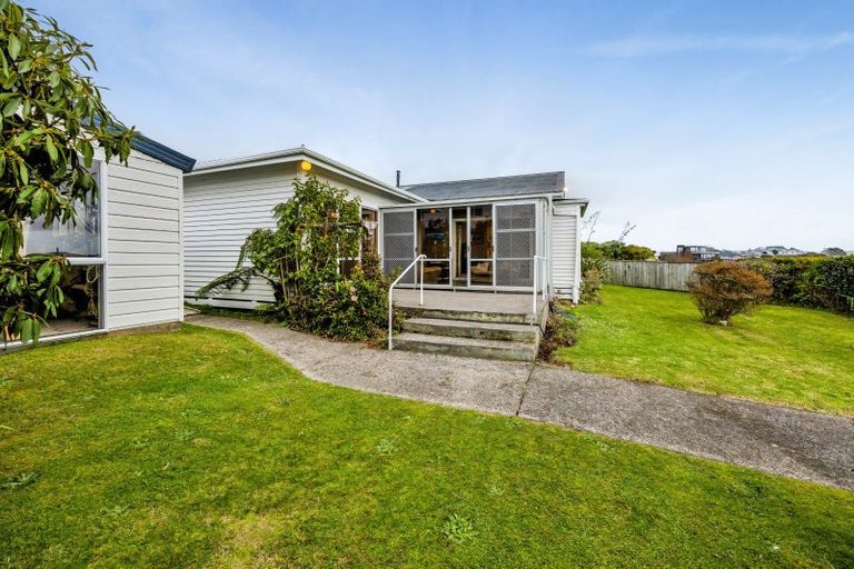 Photo of property in 413 Devon Street West, Lynmouth, New Plymouth, 4310