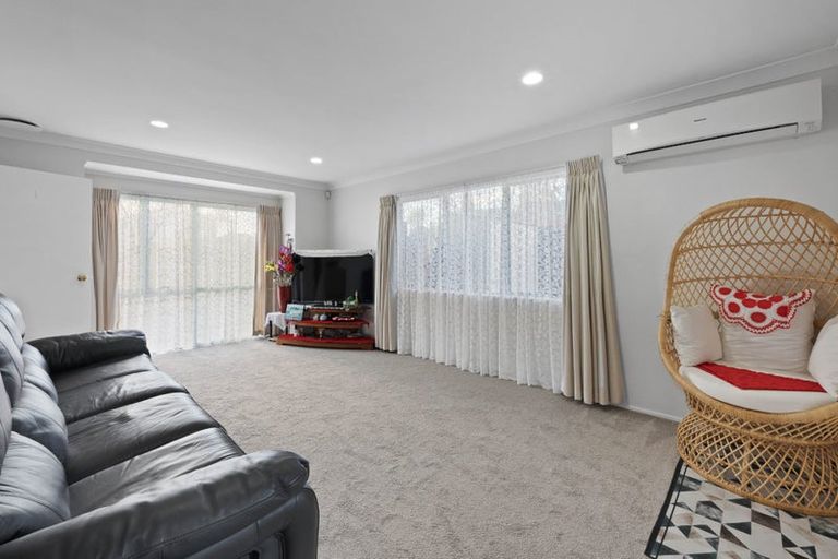 Photo of property in 60 Millen Avenue, Pakuranga, Auckland, 2010