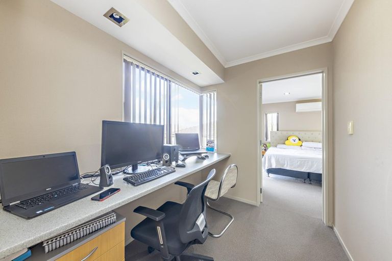 Photo of property in 316 Ormiston Road, Flat Bush, Auckland, 2019