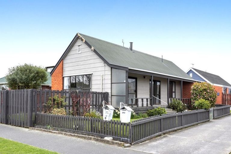 Photo of property in 1/21 Ensign Street, Halswell, Christchurch, 8025