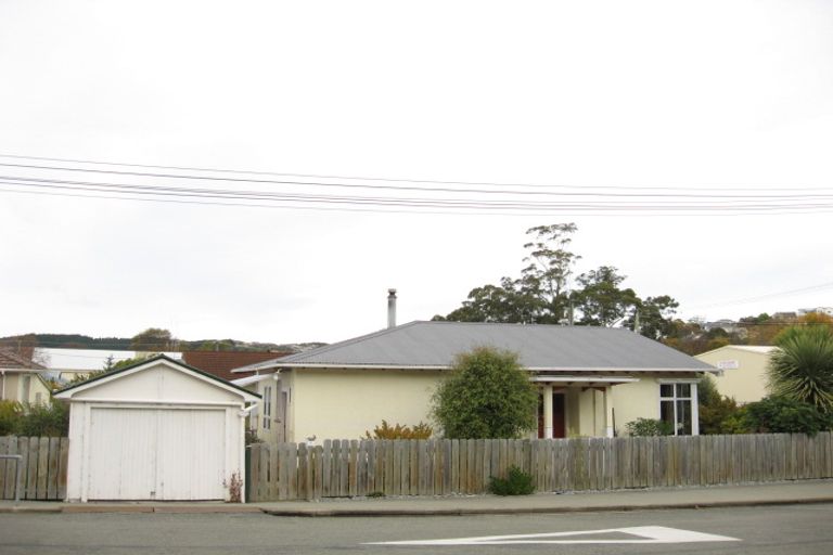Photo of property in 1 Aln Street, Oamaru, 9400