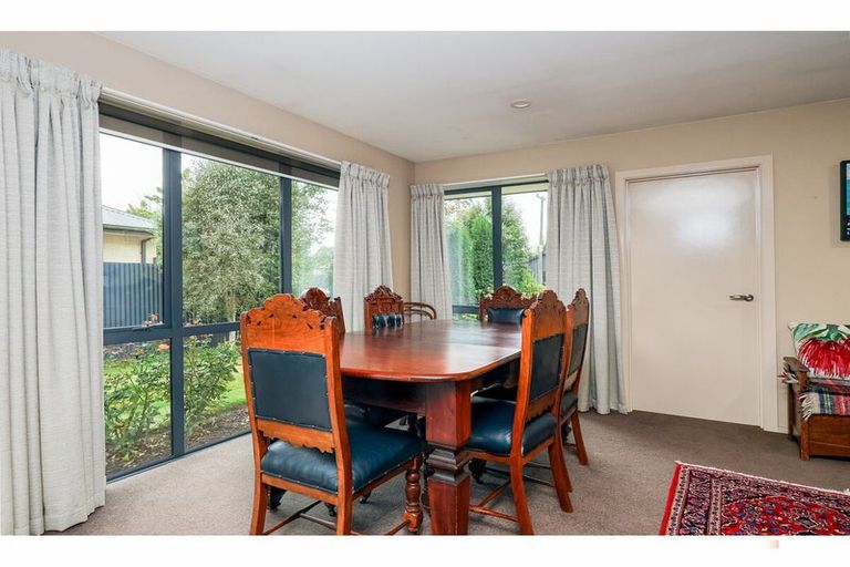 Photo of property in 266 Talbot Street, Geraldine, 7930