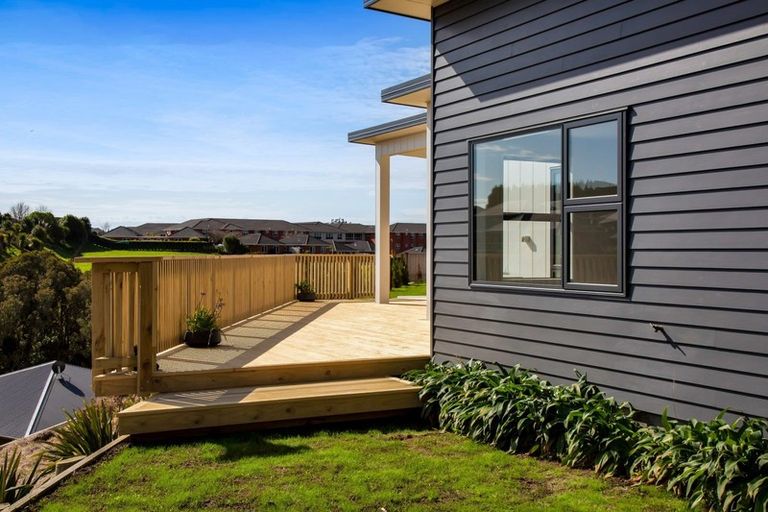 Photo of property in 71 Cyrus Street, Whalers Gate, New Plymouth, 4310