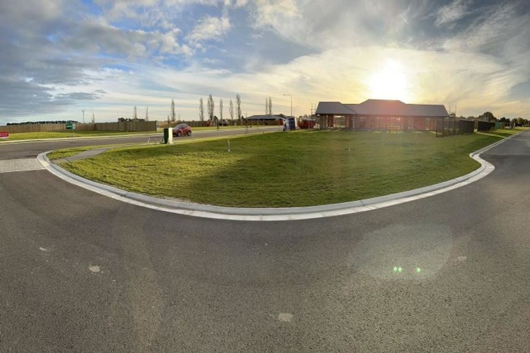 Photo of property in 15 Edgar Way, Rolleston, 7614