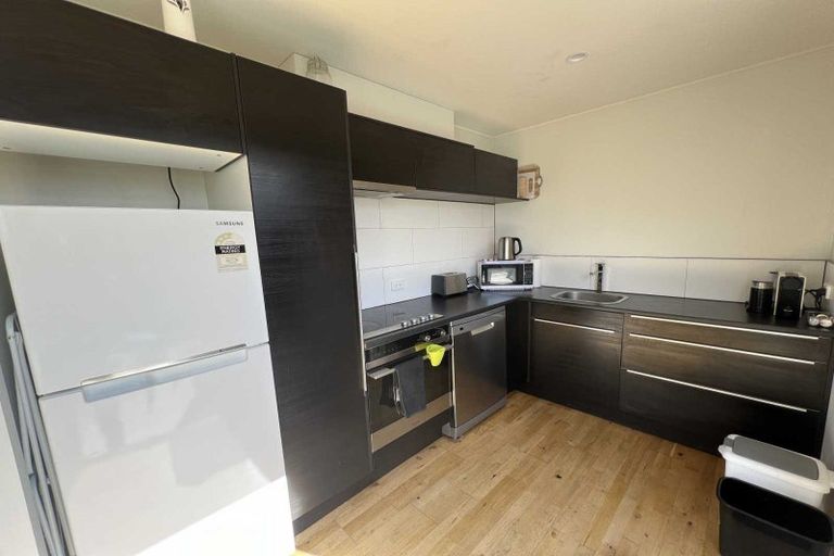 Photo of property in 28 Myles Way, Lower Shotover, Queenstown, 9304