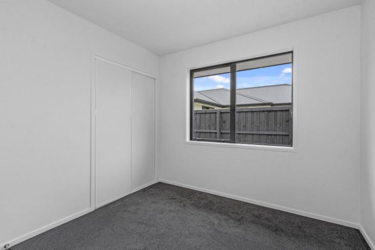 Photo of property in 43 Mehrtens Crescent, Woodend, 7691